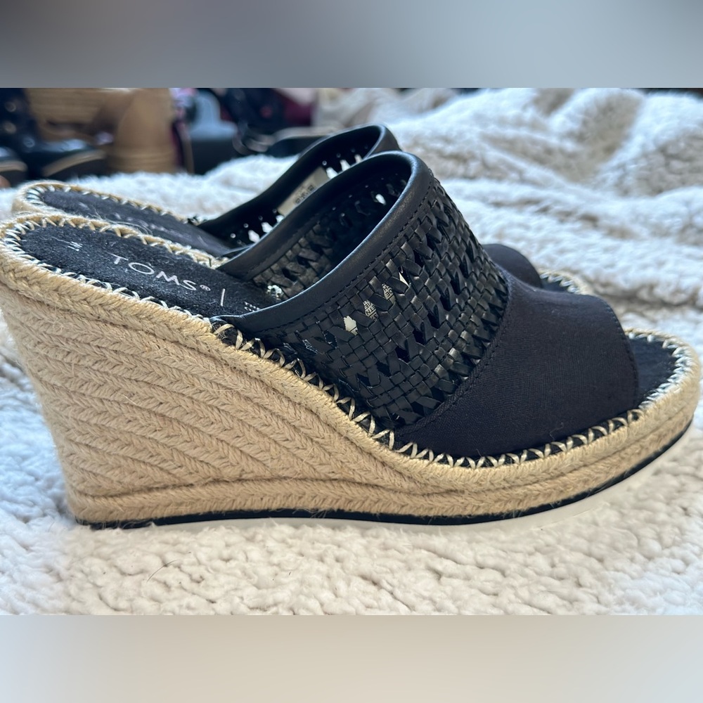 Toms canvas wedge sandals size 7